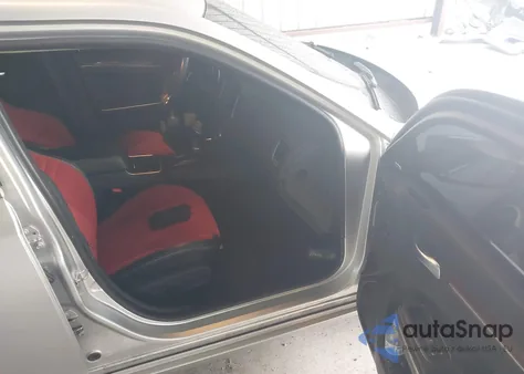 2016 Dodge Charger Srt 392 из США, поврежденный, VIN 2C3CDXEJ2GH339946